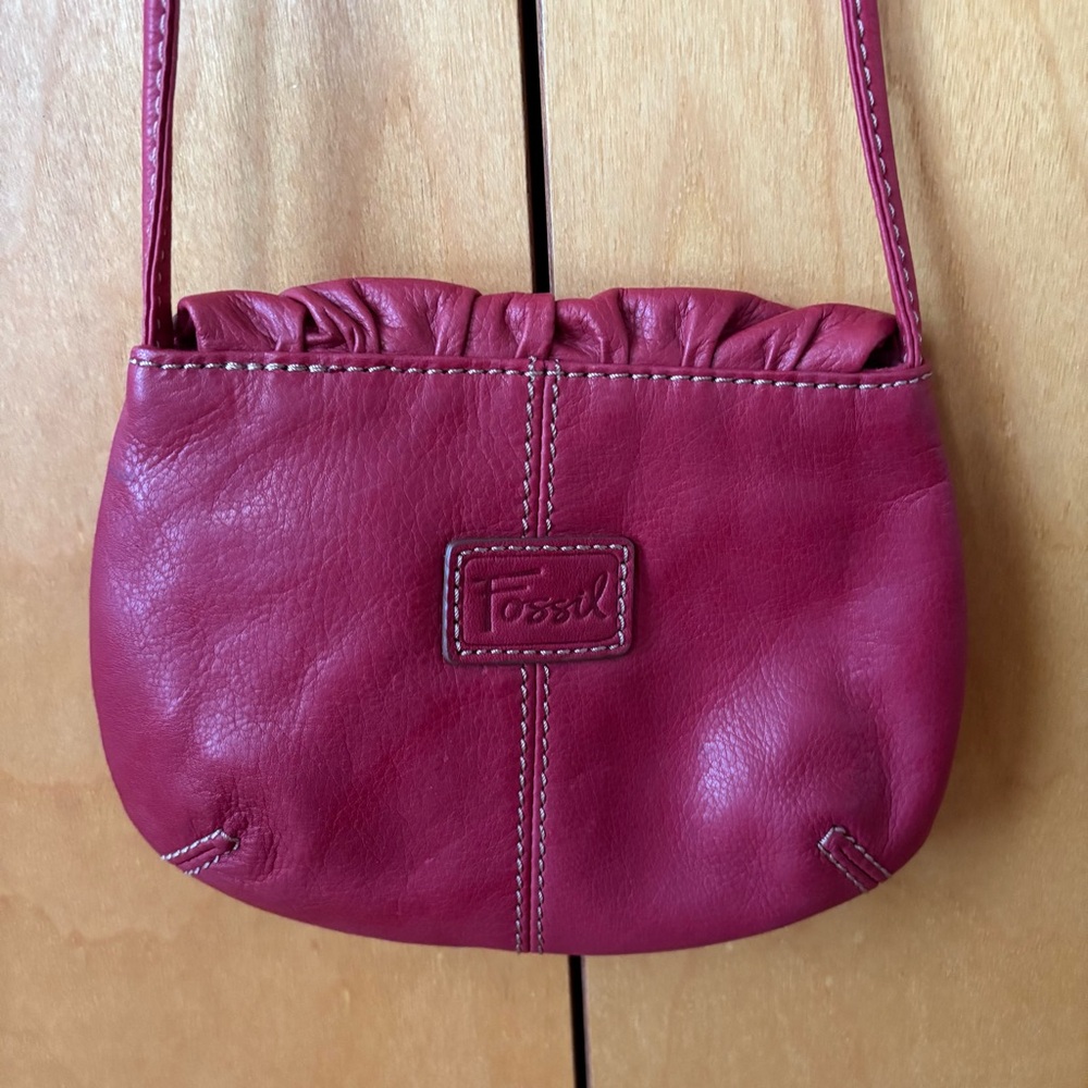 Vintage Fossil Red Leather Purse
